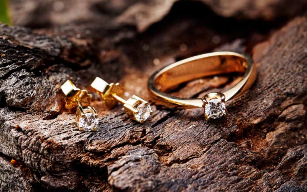 oerering-og-ring-i-roedguld-med-brillianter